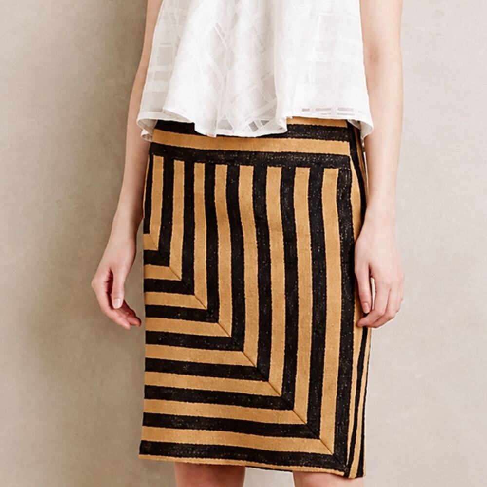 NEW Eva Franco Angler Textured Pencil Skirt Geometric Tan Navy Blue Women's 8